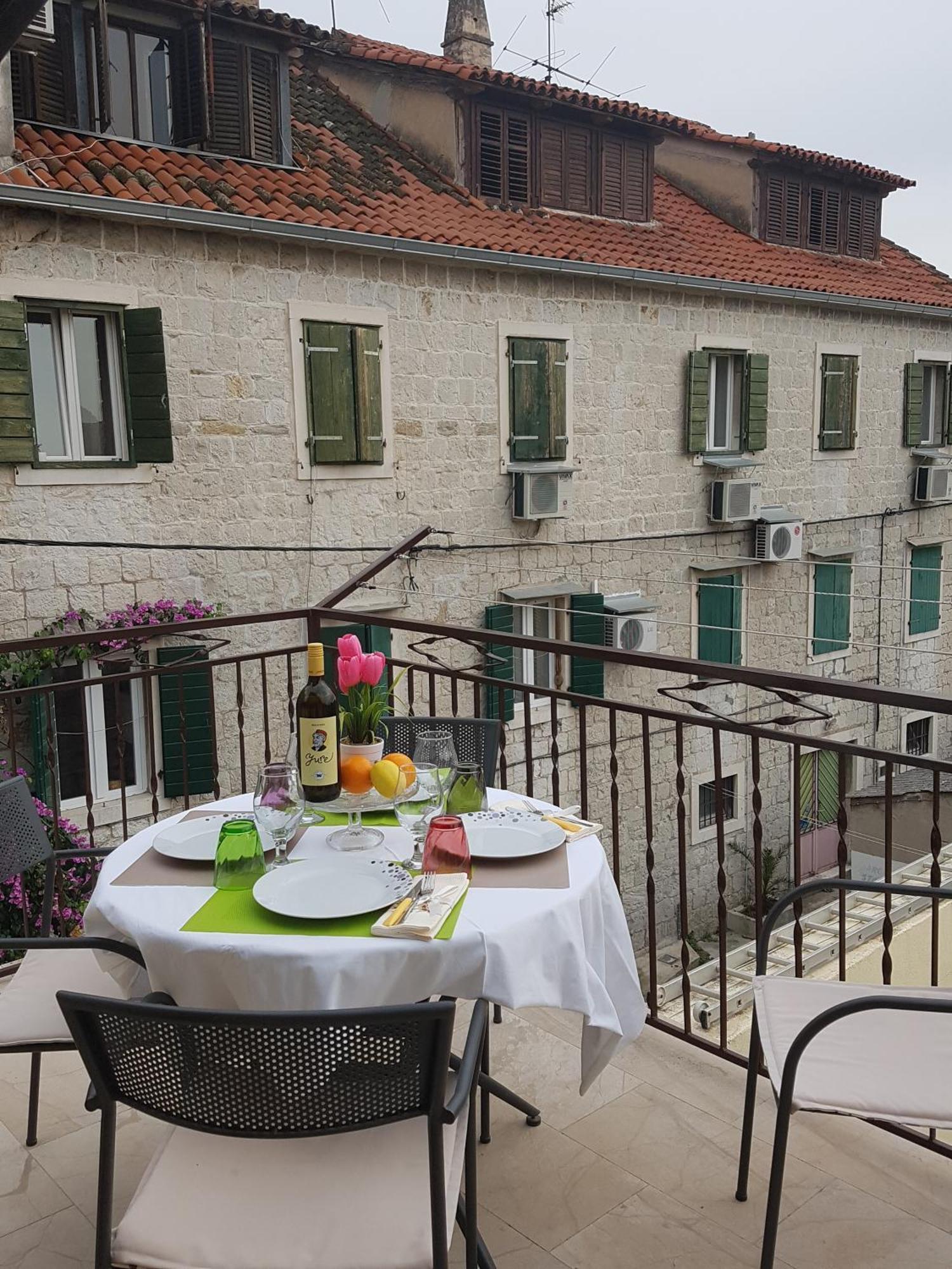 Apartments Fancy Old Town Split Exterior foto